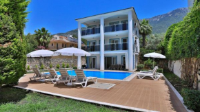 Oludeniz 4 Bedroom Villa 2184